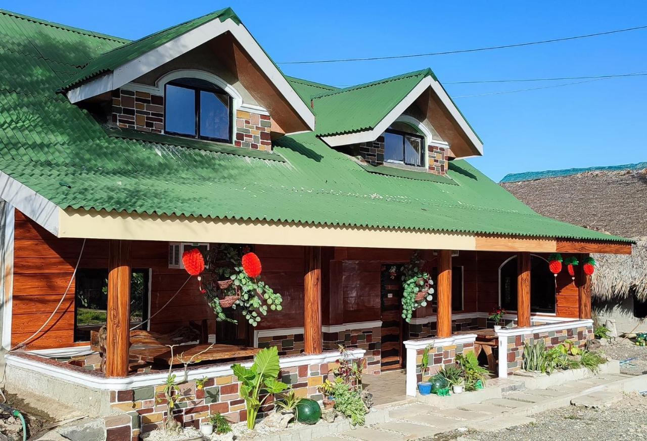 Blue Lagoon Inn, 帕古普 外观 照片